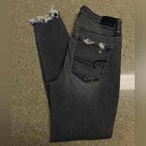 American Eagle Outfitters Distressed Super Hi-Rise Jegging